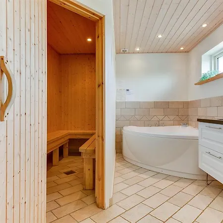 Vaeggerlose Holiday home *
